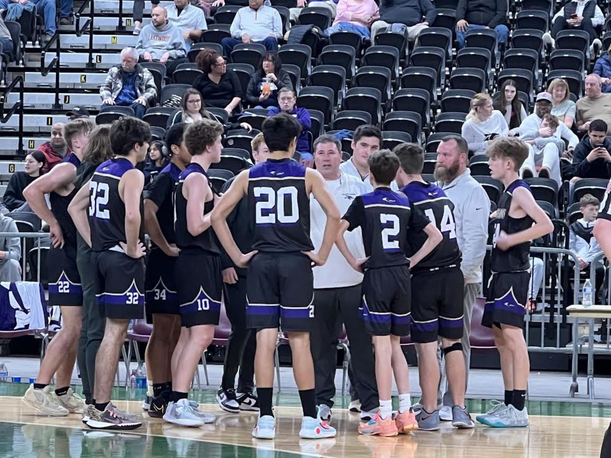 Columbia of Burbank boys basketball 2022 at SunDome Shootout